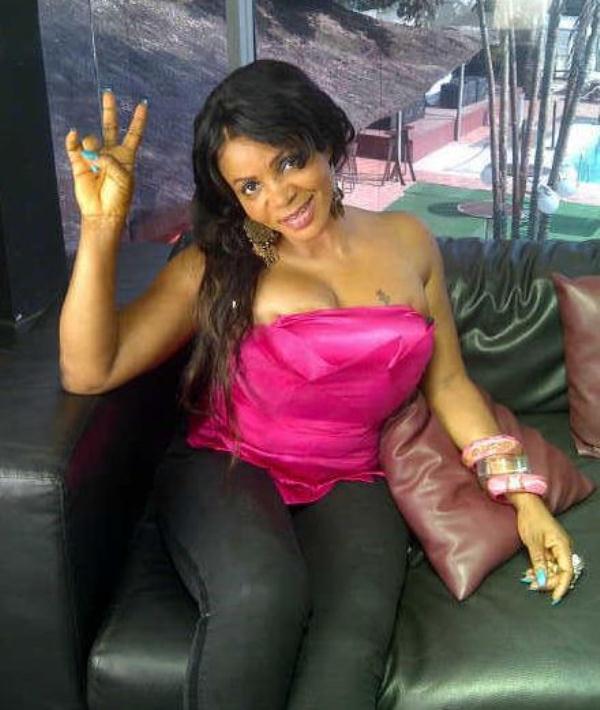 Hot singer Cossy Orjiakor reveals her love for ‘Handsome’ Buhari instead of Jonathan