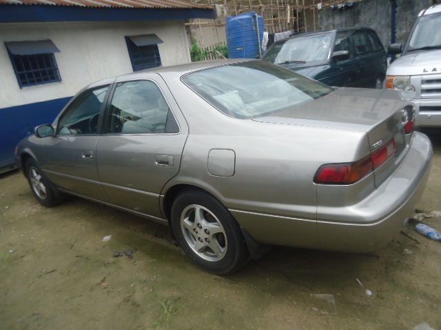 prices of toyota camry 2000 in nigeria #7