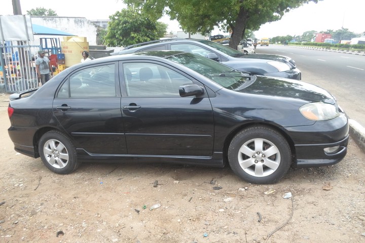 toyota corolla 2005 sport black #6