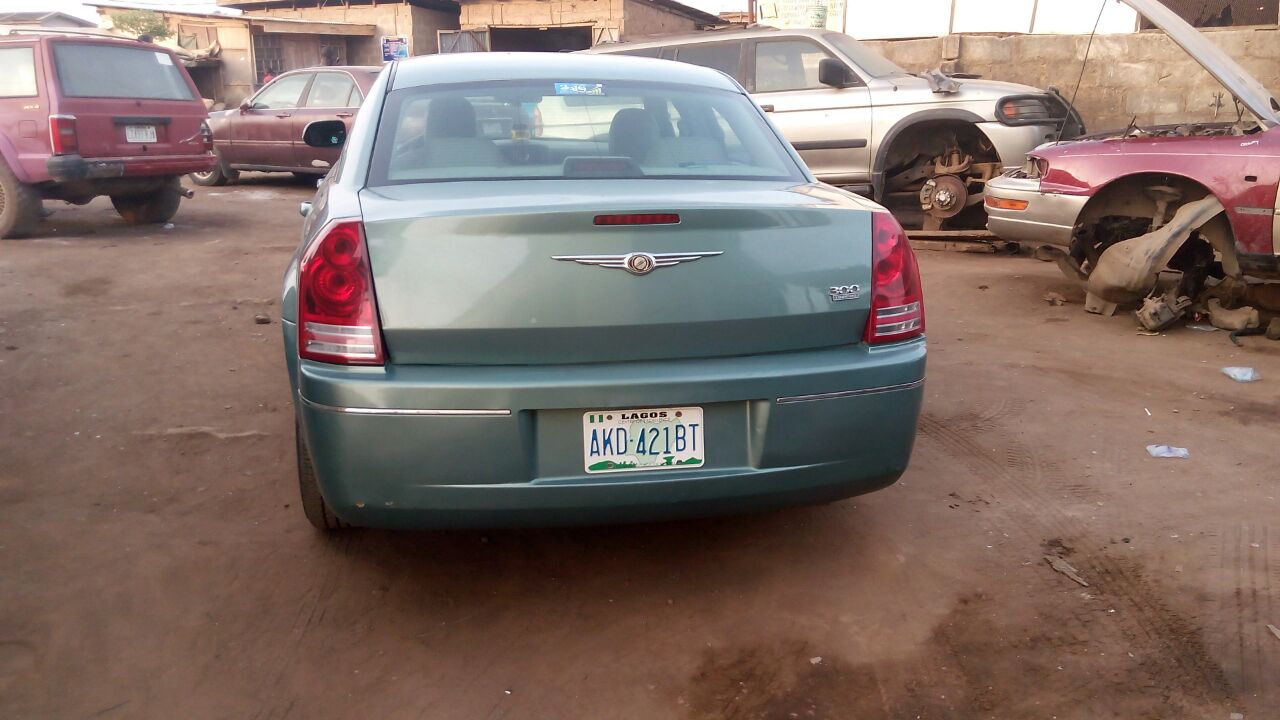 Chrysler 300 for sale in nigeria #1