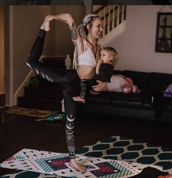 Meet The Mum Who Bleeds Freely And Breastfeeds While Doing Yoga Photos 