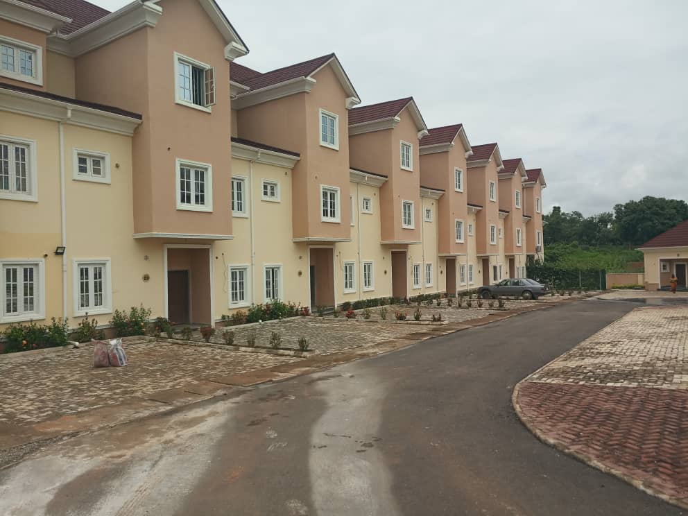 5 Bedroom Terrace At Life Camp Abuja - Properties - Nigeria