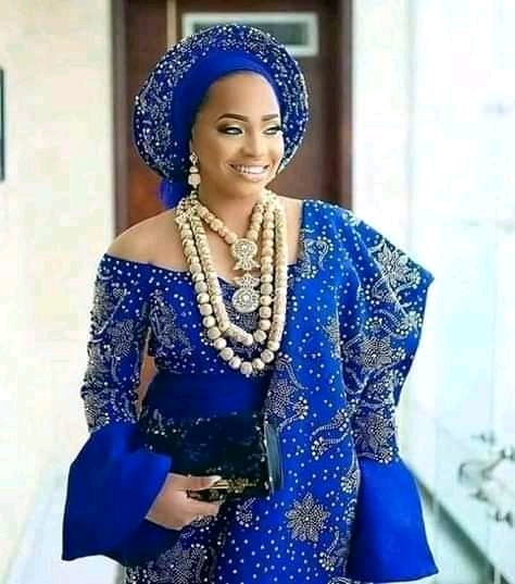 Collection Of Trending Nigerian Traditional Wedding Dresses