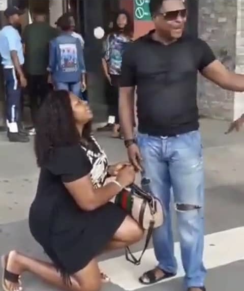 Lady Goes On Her Knees To Beg Her Boyfriend