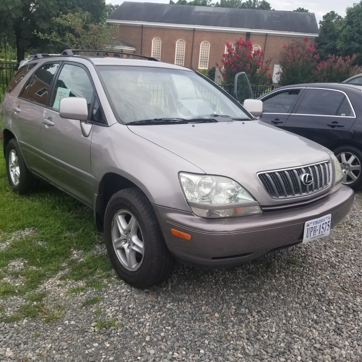 Lexus rx300 2001 год