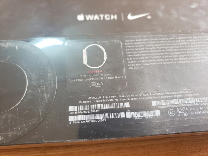 Apple Watch Nike Series 4 GPS Cellular 40mm - Silver Aluminum Gray Band -  Technology Market - Nigeria