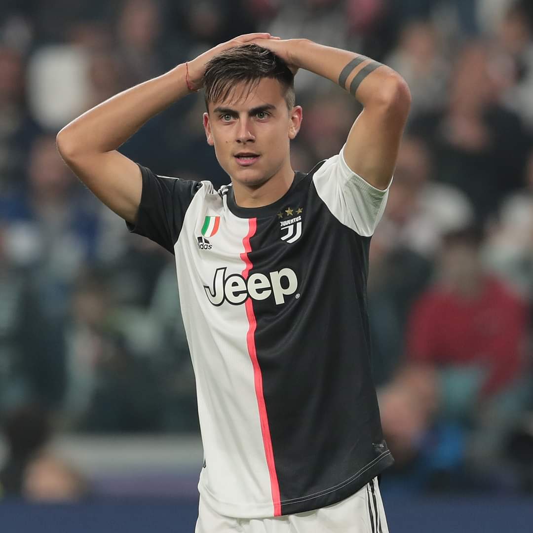 Футболист dybala фото