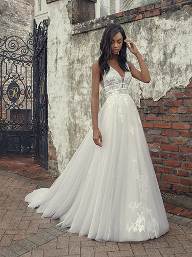 Latest Wedding Gowns - 50 Top Wedding Dress Styles And Trends For