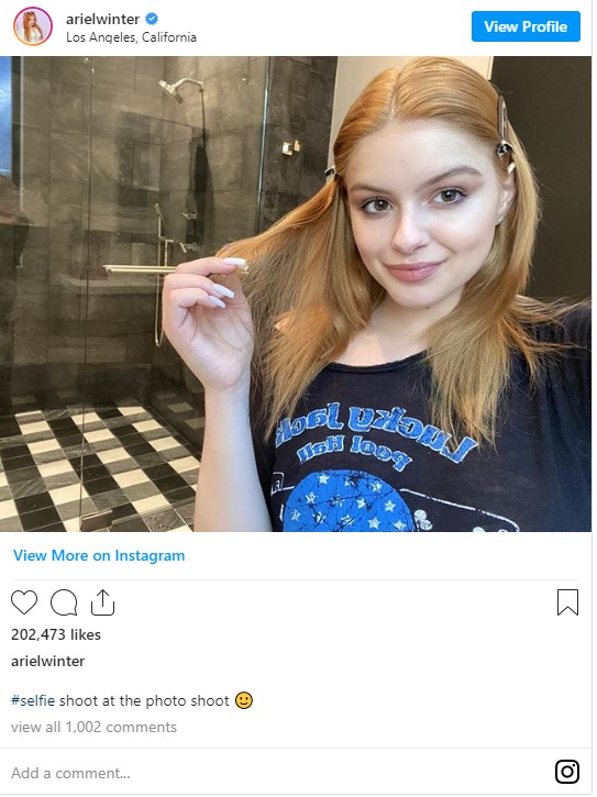 Actress Ariel Winter Slices Off Tip Of Thumb While Cooking, Loses It Twice.  - Celebrities - Nigeria