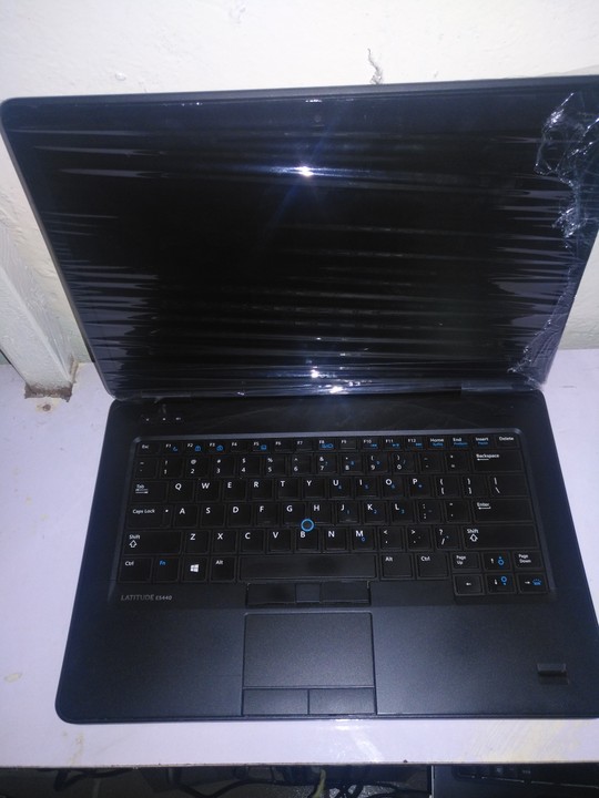 Dell Latitude E5440 Core I5 Keyboard Light 320gb 4gb Ram - Computers ...