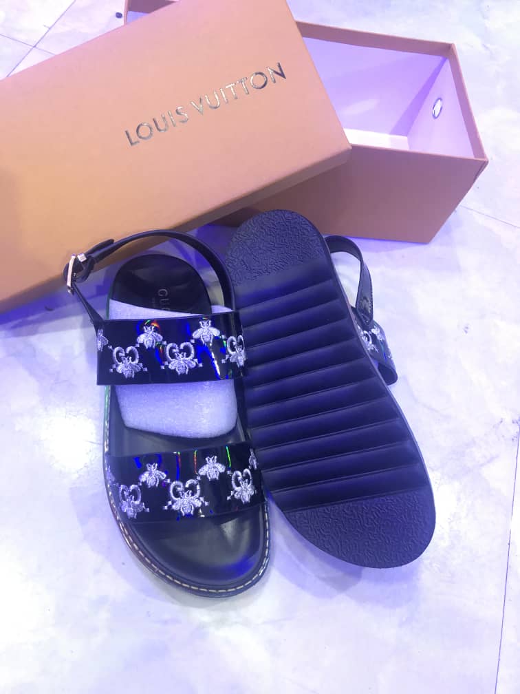 Gucci Slippers in Nigeria for sale ▷ Prices on