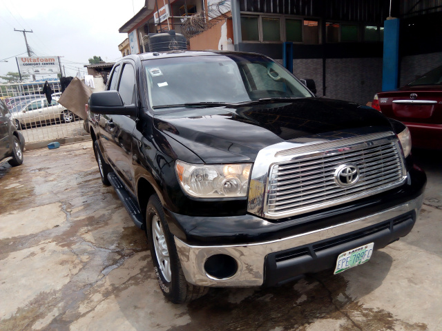 2013toyota Tundra Automatic Driving - Autos - Nigeria