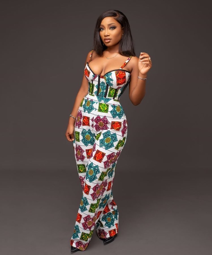 PHOTOS: Bbnaija Esther Agunbiade Stuns In Sexy Ankara Corset Dress