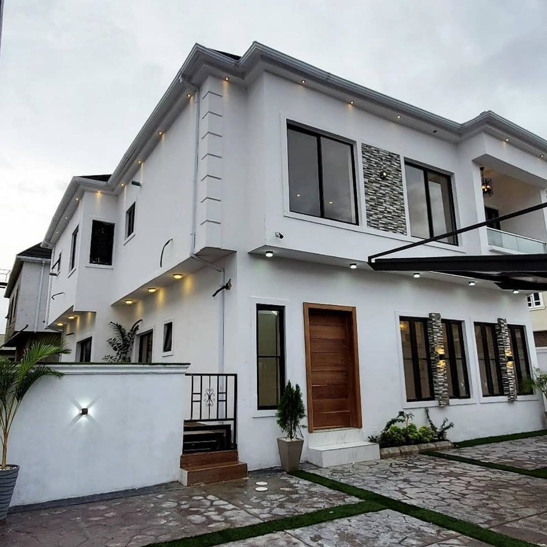 naira-marley-buys-his-5th-multi-million-naira-mansion-in-lekki-photos