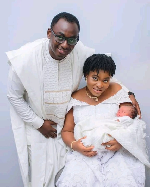 Nigerian Couple A Baby Girl After 12years Of Waiting