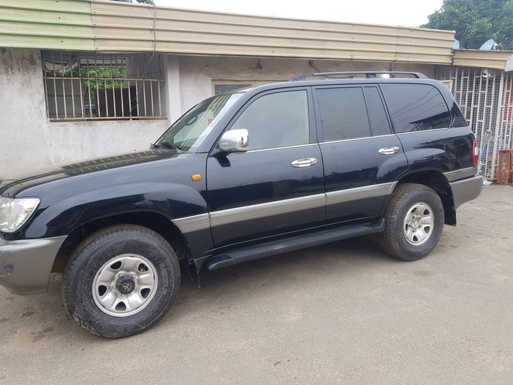 2005 Toyota Land Cruiser VX - Autos - Nigeria