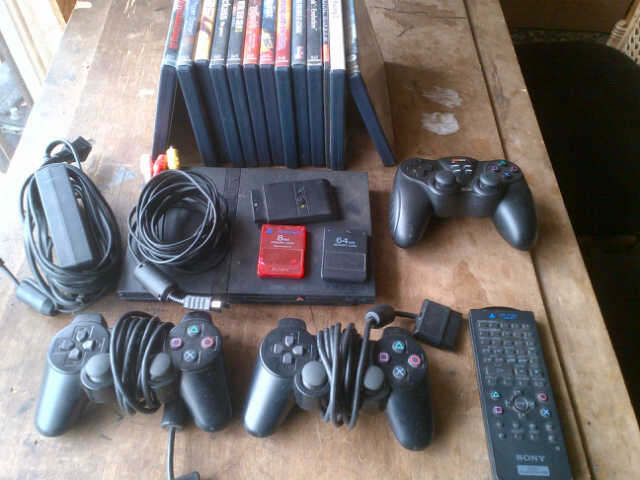 Playstation 2 Slim For Sale With Loads Of Extras. - Video Games And Gadgets  For Sale - Nigeria