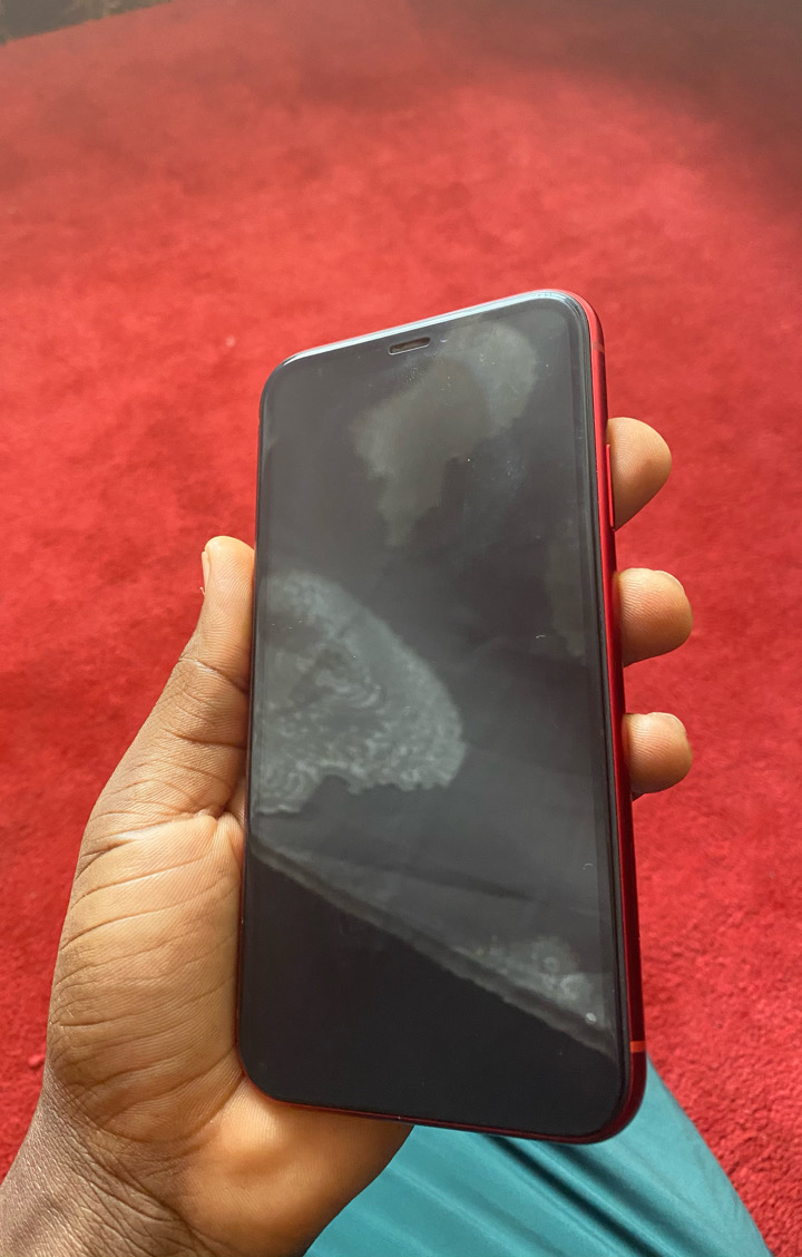 Clean Iphone XR For Sale - Technology Market - Nigeria