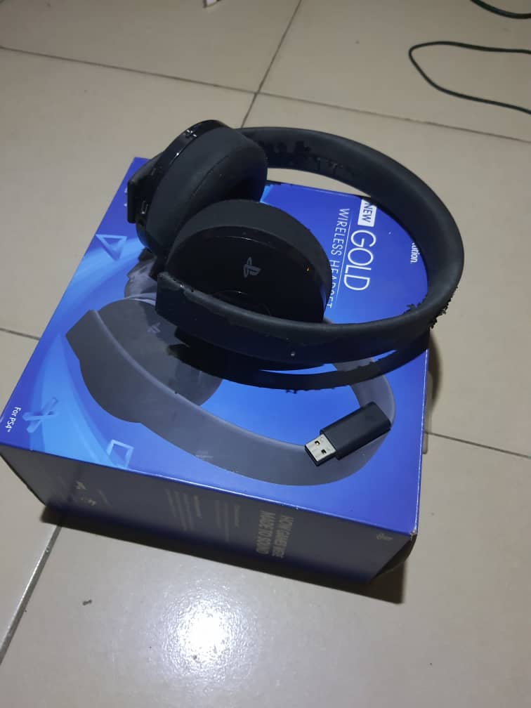 Playstation gold headset online sale