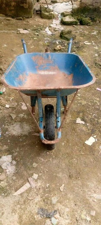 Fairly Used Wheelbarrow For Sale - Agriculture - Nigeria