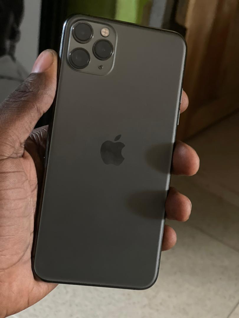 Neatly Used Iphone 11 Pro Max For Sale - Technology Market - Nigeria