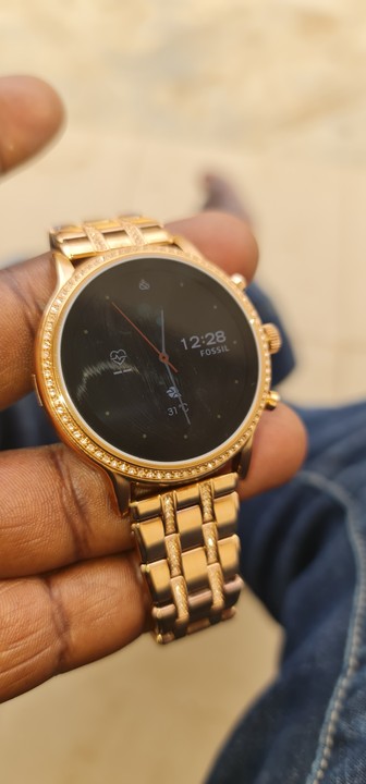Gold Chain Fossil Gen5 Smart Watch 55k SOLD!!! - Technology Market - Nigeria