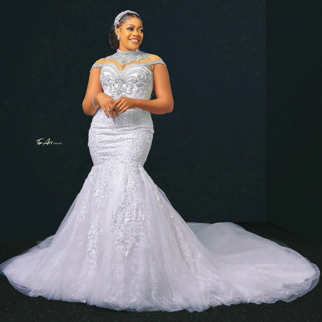 Best Simple Wedding Dresses Of 2021 The Top Wedding Gown Trends Of 2021 Fashion Nigeria 9299