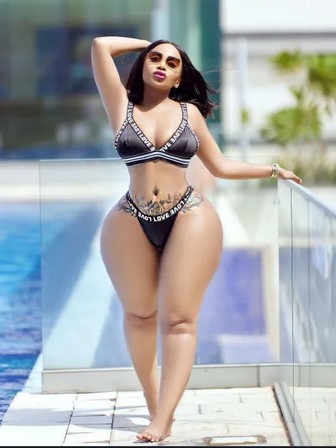 Photo Collection Of Beautiful And Curvy African Women - Romance