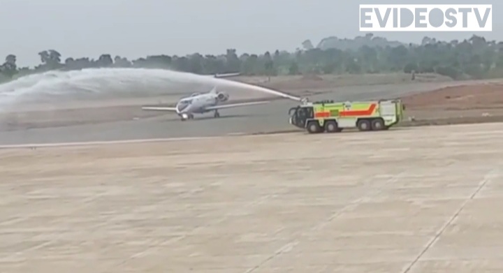 Ceremonial Welcome For The First Commercial Flight To Land At Anambra ...