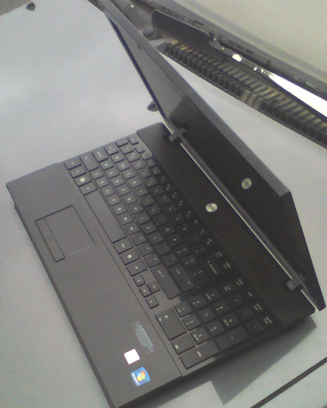 HP Probook 4515s 3gb Ram, 250 Gb HD,Webcam,wi-fi 2.0 Ghz (pics inside ) -  Computer Market - Nigeria