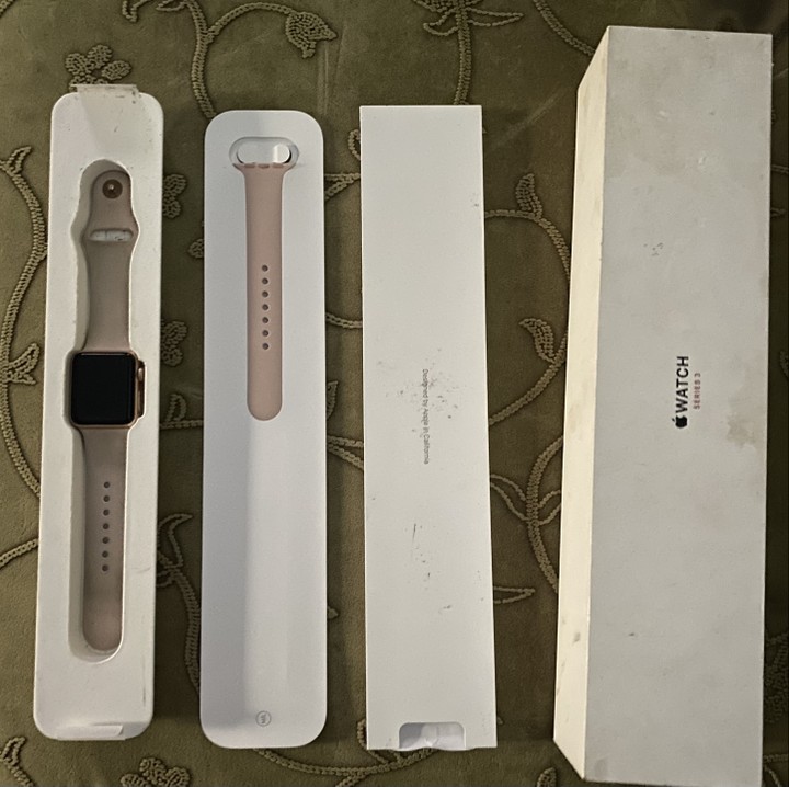 Neatly Used Apple Watch Series 3 For Sale. - Technology Market - Nigeria