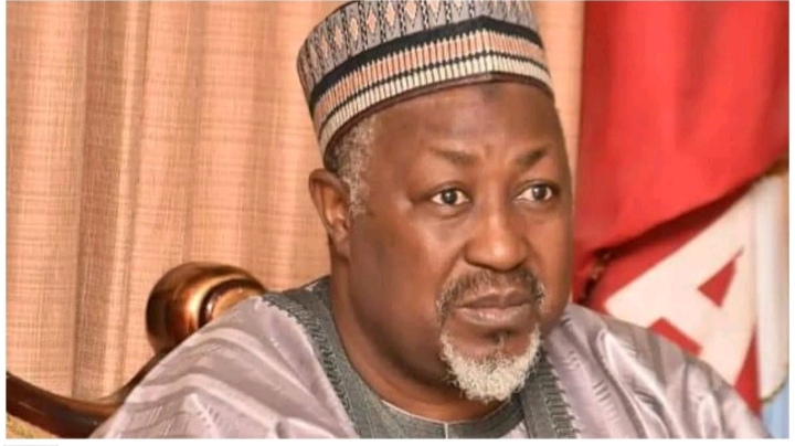 Jigawa Governor And Deputy Refuse To Meet Osibanjo As He Arrives In ...