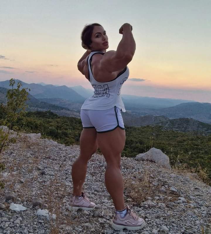 All You Need To Know About The Heaviest Female Bodybuilder Nataliya