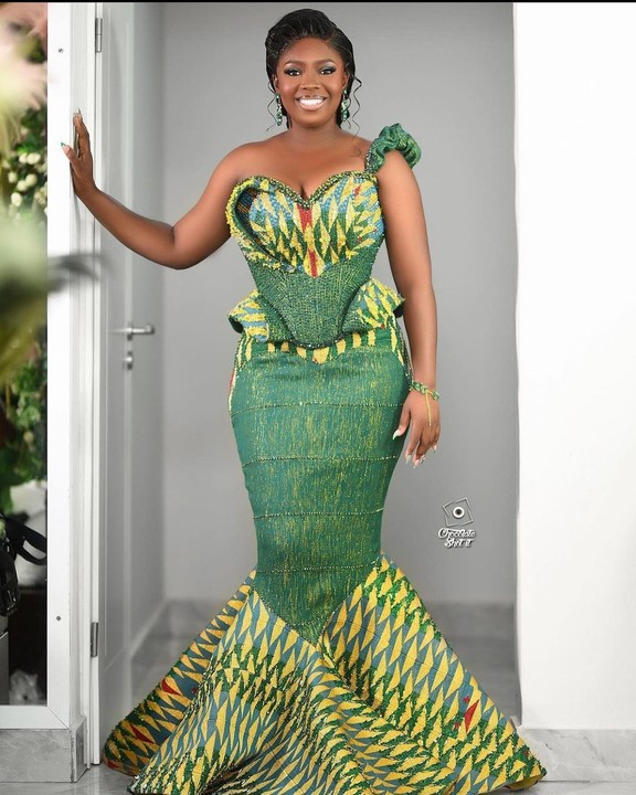 Beautiful kente outlet styles for engagement