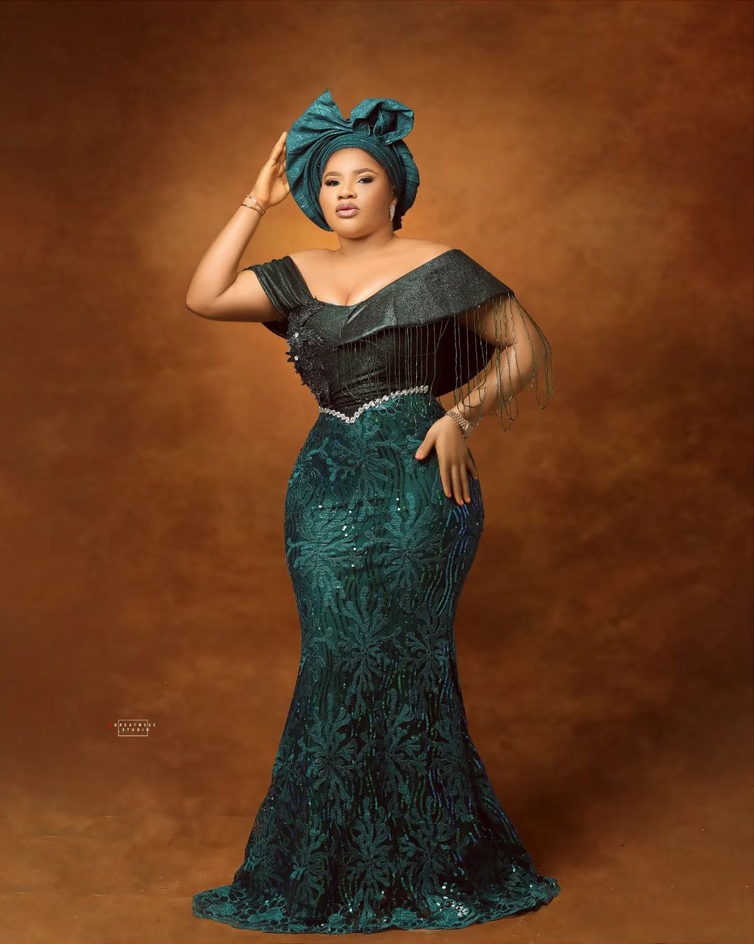 Eye Popping Lace Corset Styles for Aso-ebi and Owambe/ Parties