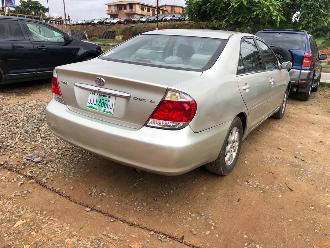 Toyota Camry 2005