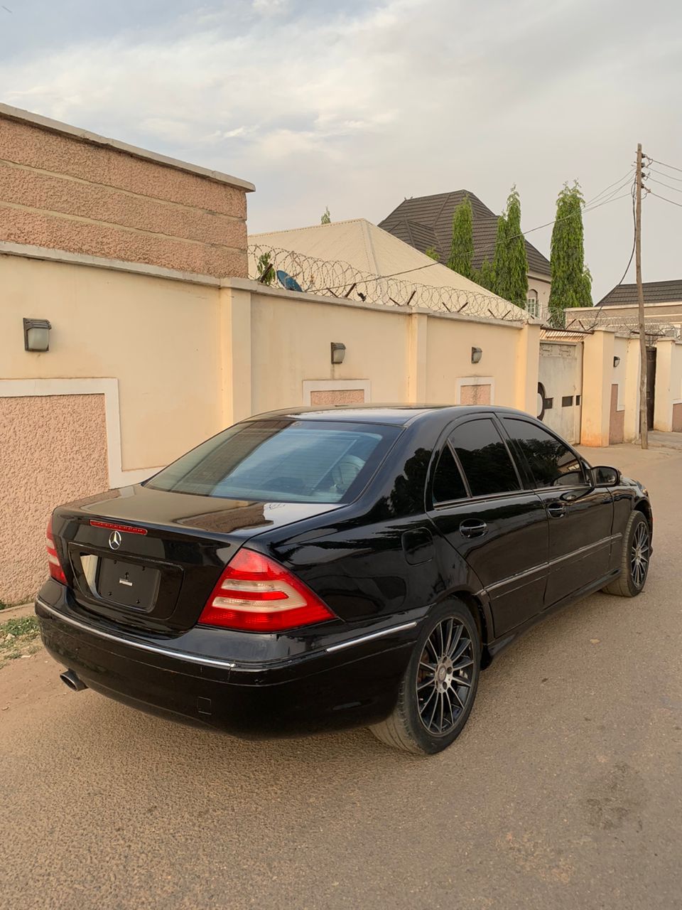 Neatly Used Mercedes Benz C230 - Autos - Nigeria