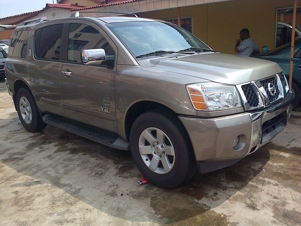 Super Clean Nissan Armada LE 2006 Model Full Option DVD Player