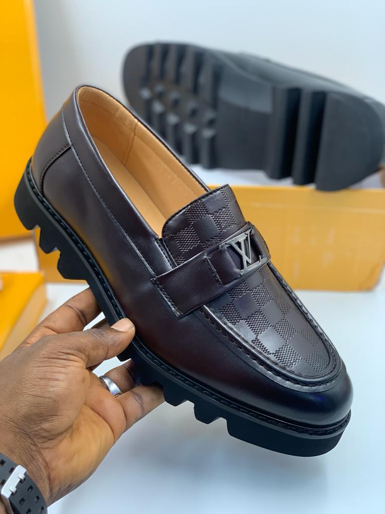 Louis Vuitton Men Shoes in Lagos Mainland, Lagos - Shoes