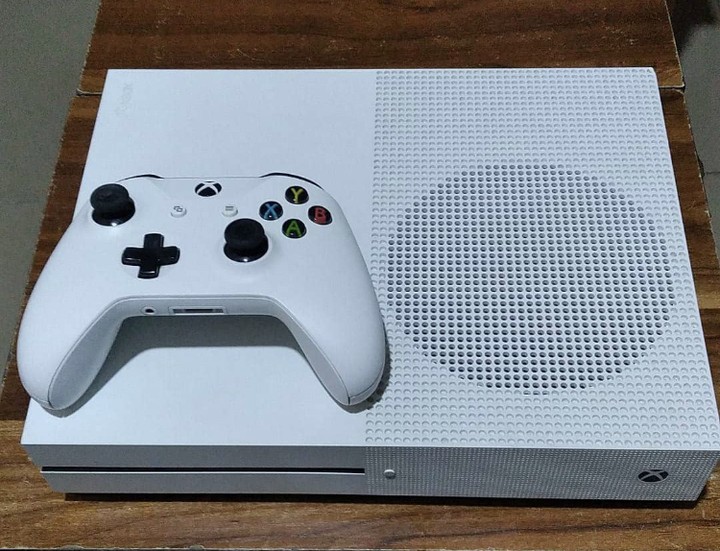 Xbox 1s deals used for sale