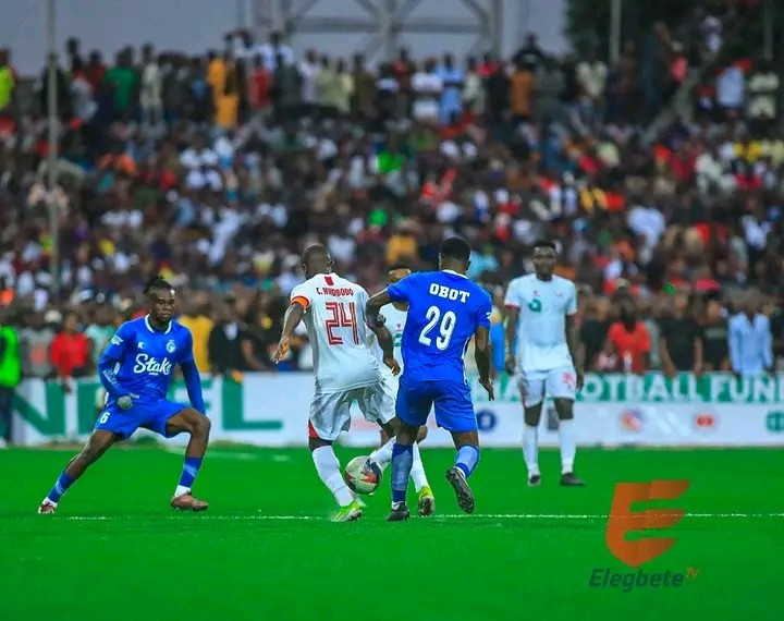 Over 20 Thousands Fans Attends Enyimba Vs Rangers Match Cause Huge ...