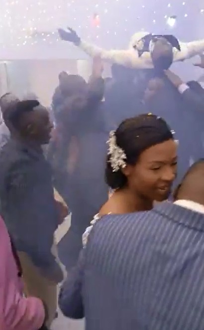 Bride Begs Best Man To Stop The Grooms Trophy Dance Photos Romance Nigeria