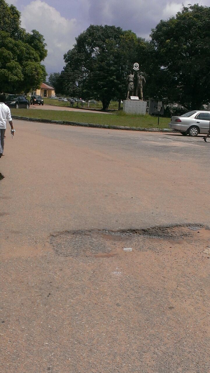 low-level-of-infrastructure-in-futo-pictures-education-2-nigeria