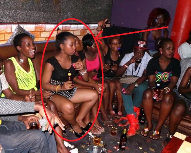 LADIES!!! Please Don't Ever Sit Like This Without Panties!! - Romance -  Nigeria
