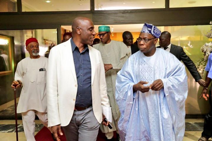 Photos: Gen. Buhari arrives Lagos to campaign for Ambode, meets ...