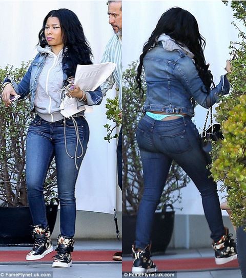 Photos: Rapper Nicki Minaj Displays Turquoise Thong In Body-Hugging Jeans  In LA - Celebrities - Nigeria