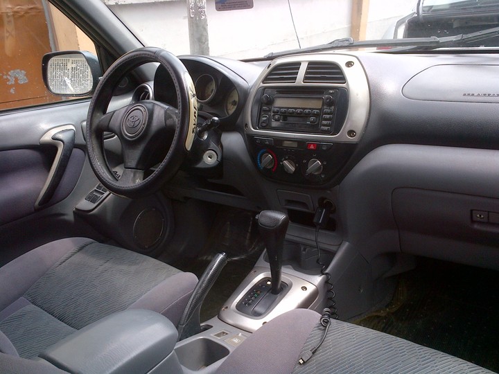 Neatly Used Toyota Rav4 Very Smooth N Sound - Autos - Nigeria