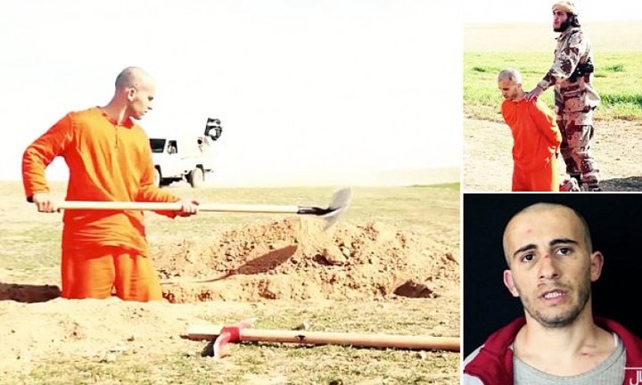 Horrific Isis Forces Prisoner To Dig Grave Before Beheading Him Photos Crime Nigeria