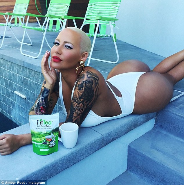 Amber Rose Shows Off Her Butt - Celebrities - Nigeria