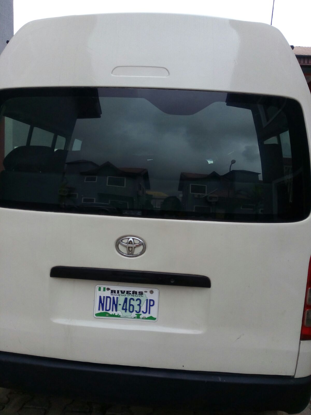 Clean Registered 16-seater 2010 Toyota Hiace Bus @ 3m In PH - Autos